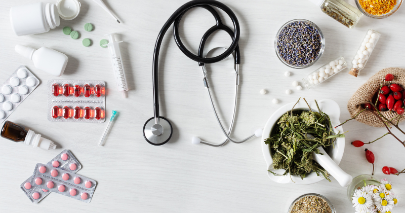 Medikamente und medizinische Hilfsmittel  -  was sollten Verbraucher über den Umgang mit Arzneien wissen? | apomio Gesundheitsblog